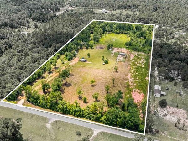 6305 County Line Rd, Baker, FL 32531