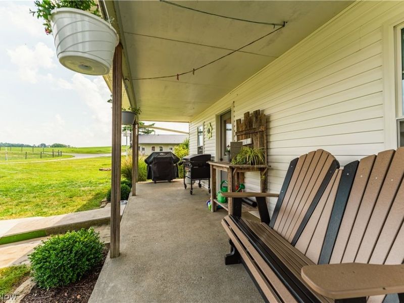 5642 County Road 59, Millersburg, OH 44654 Photo 8