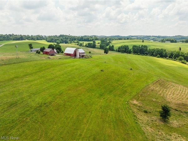County Road 59 , Millersburg, OH 44654