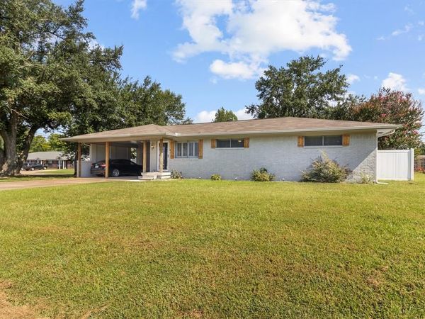 501 Linda Kay Drive, Winnsboro, TX 75494