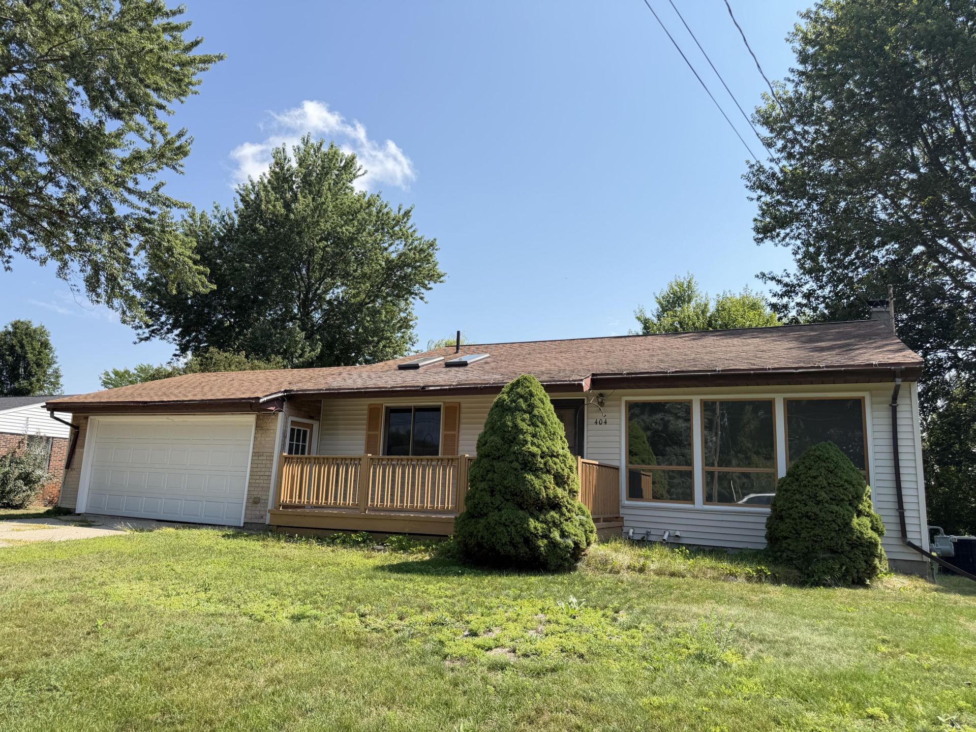 404 N Reinberg Avenue, Scottville, MI 49454 Main Photo