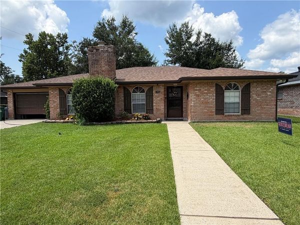 103 BIENVILLE Drive , Slidell, LA 70458