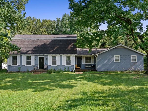 4059 Lake Pkwy , Hermitage, TN 37076