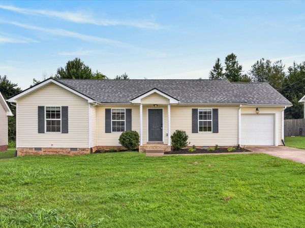 204 Ruf Dr, Oak Grove, KY 42262
