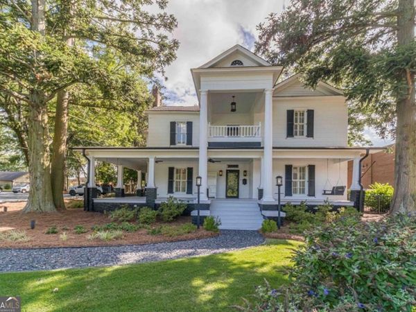 2037 Grayson Highway, Grayson, GA 30017