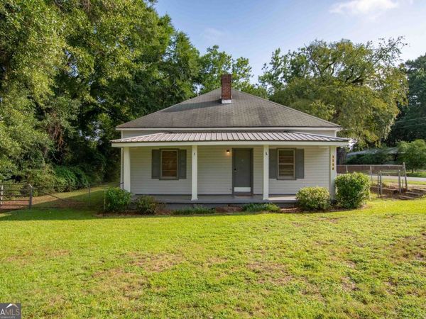 1716 Green Street NE, Conyers, GA 30012