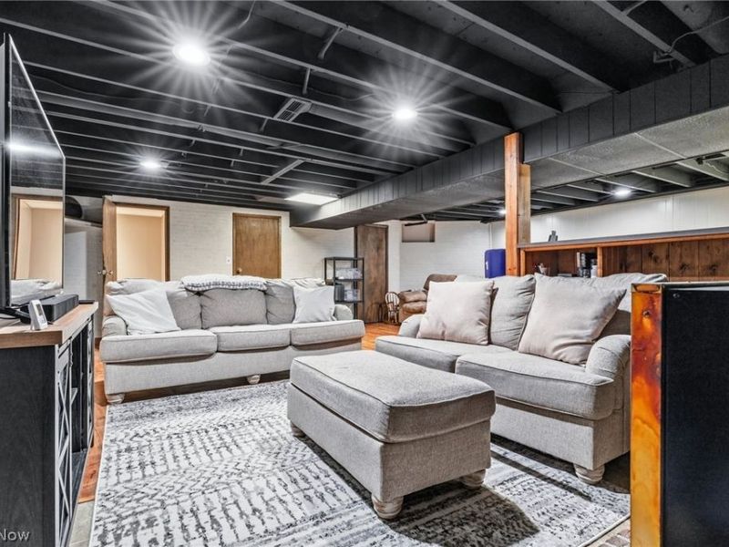 5570 Foxford Street SW, Canton, OH 44706 Photo 18