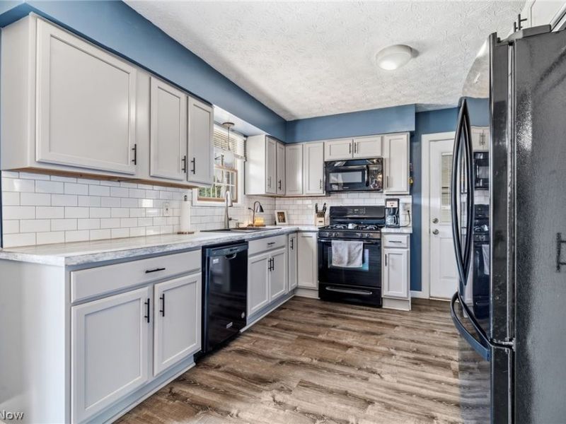 5570 Foxford Street SW, Canton, OH 44706 Photo 4