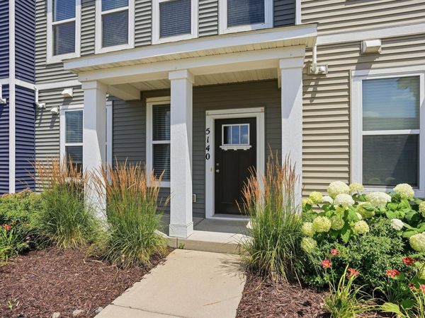 5140 Hampton Street NE, Prior Lake, MN 55372