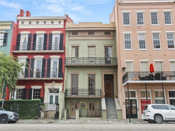 717 CAMP Street , New Orleans, LA 70130