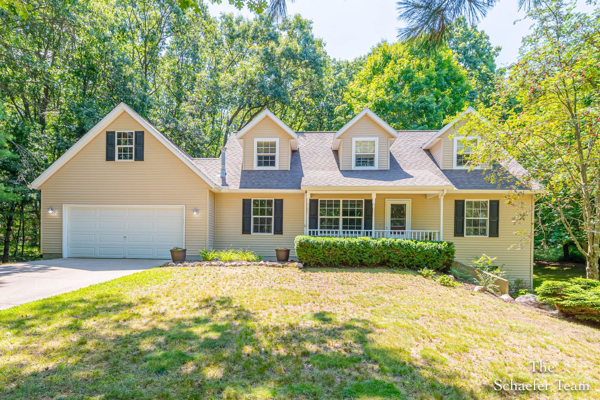 10895 Forest Valley Drive, Greenville, MI 48838 Main Photo
