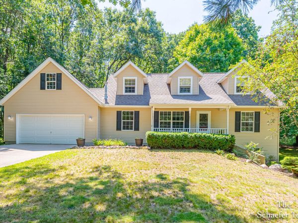 10895 Forest Valley Drive, Greenville, MI 48838