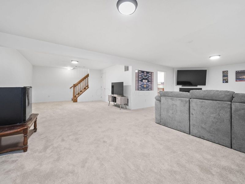 233 Bollingen, Blacklick, OH 43004 Photo 36