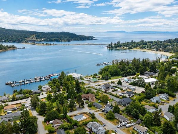 1973 Caldwell Rd , Unit #B, Sooke, BC V9Z 0P6