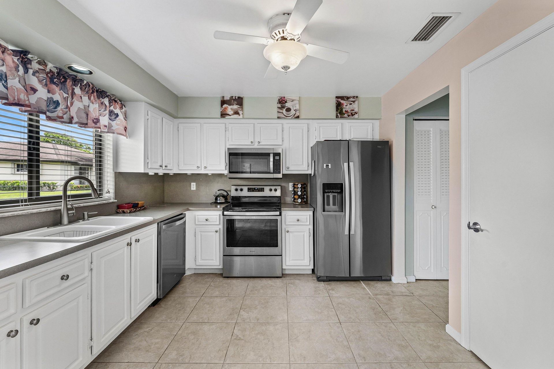 4869 Equestrian Road, Unit A, Boynton Beach, FL 33436 Photo