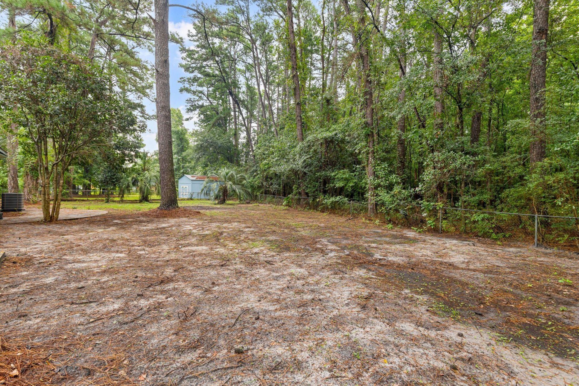 207 Corey Boulevard Photo 35