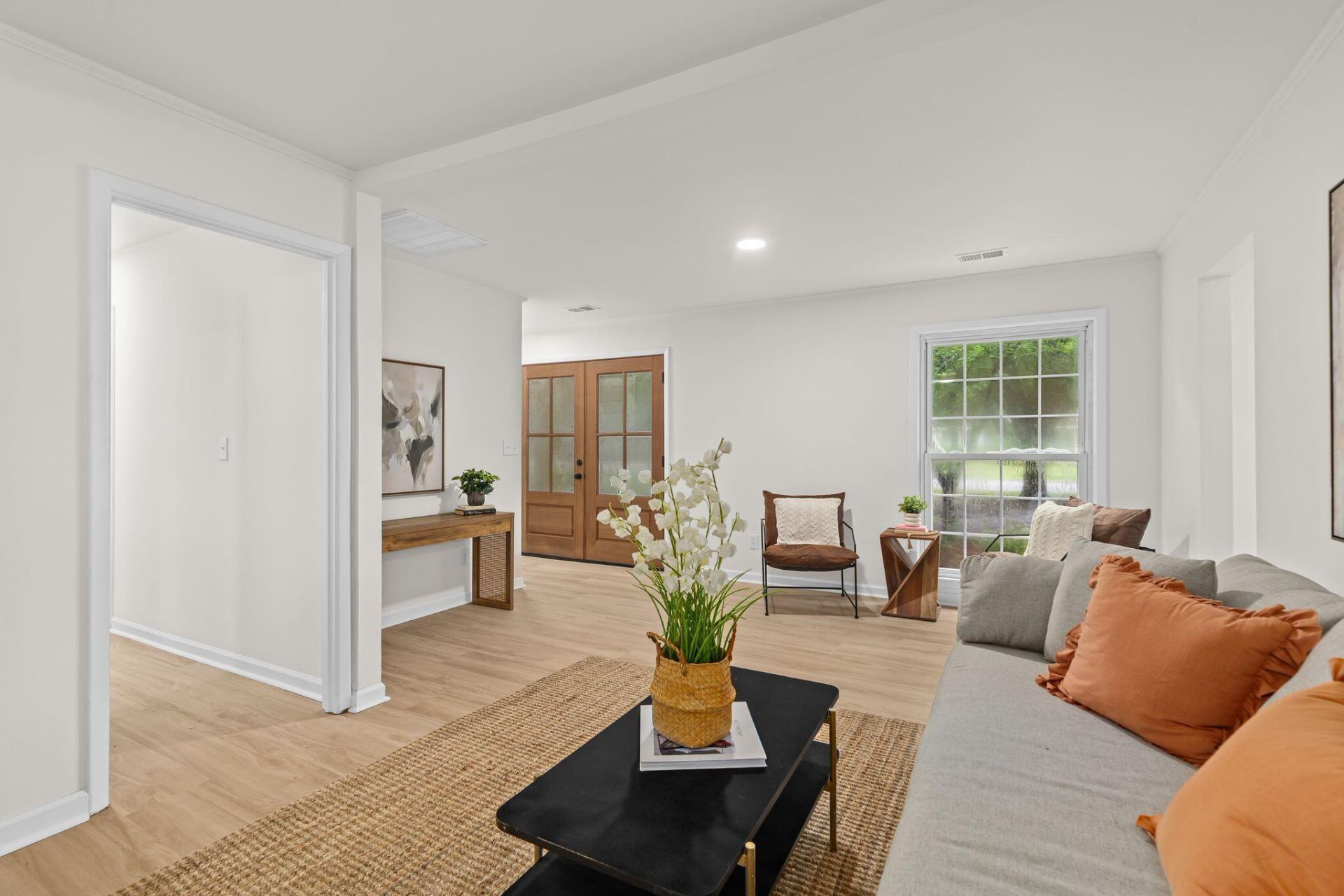 207 Corey Boulevard Photo 6