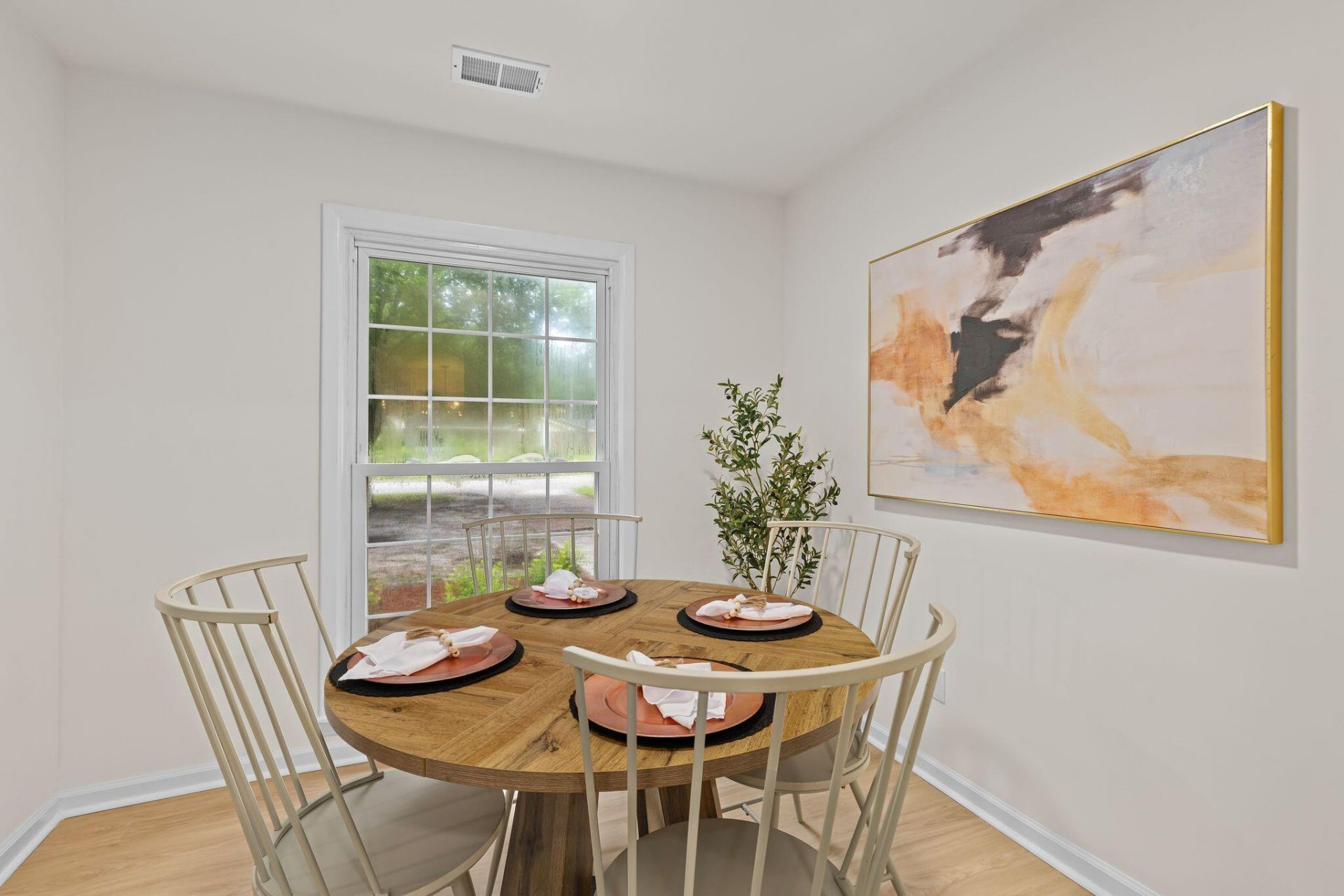 207 Corey Boulevard Photo 8