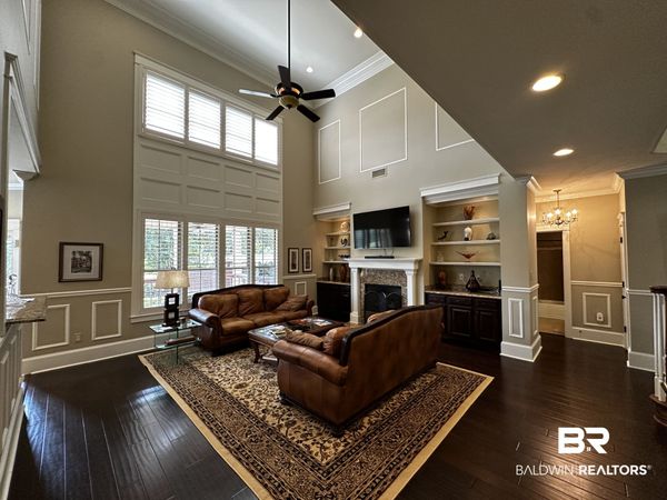 814 Darrah St, Fairhope, AL 36532