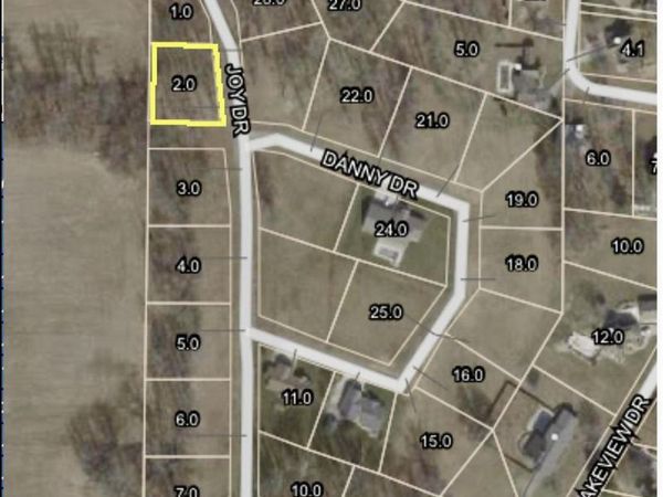 Joy Drive, Sullivan, IN 47882