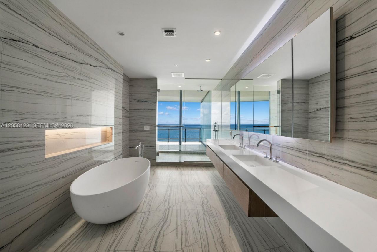 8701 Collins Ave , Unit 701, Miami Beach, FL 33154 Photo