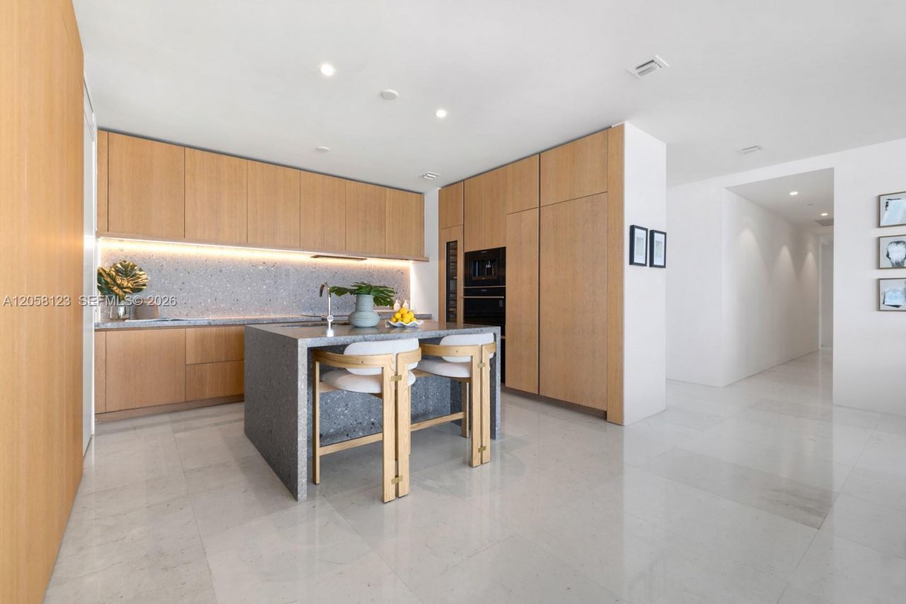 8701 Collins Ave, Unit 701, Miami Beach, FL 33154 Photo