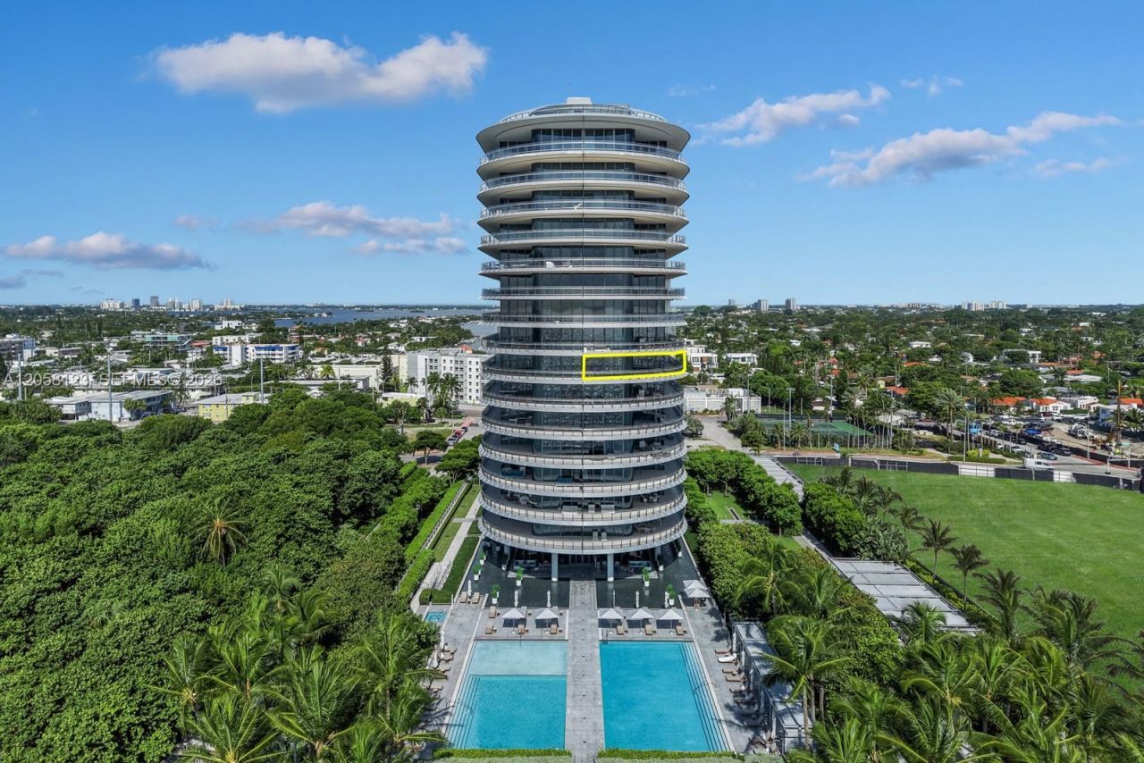 8701 Collins Ave , Unit 701, Miami Beach, FL 33154 Photo