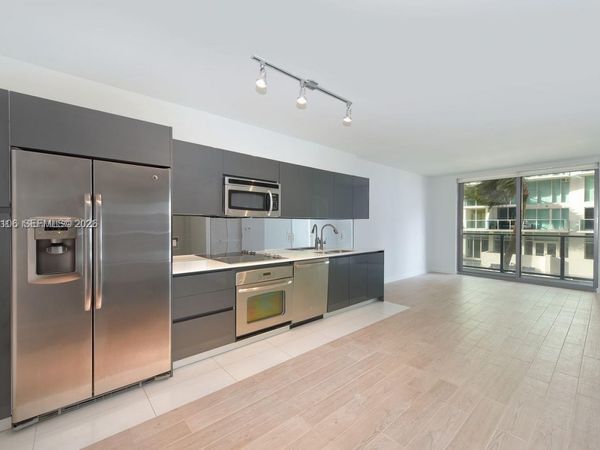 31 SE 6th St , Unit 406, Miami, FL 33131