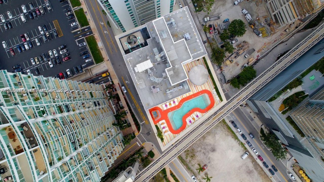 31 SE 6th St , Unit 406, Miami, FL 33131 Photo