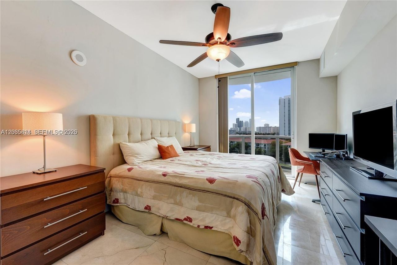 3030 NE 188th St , Unit 603, Aventura, FL 33180 Photo