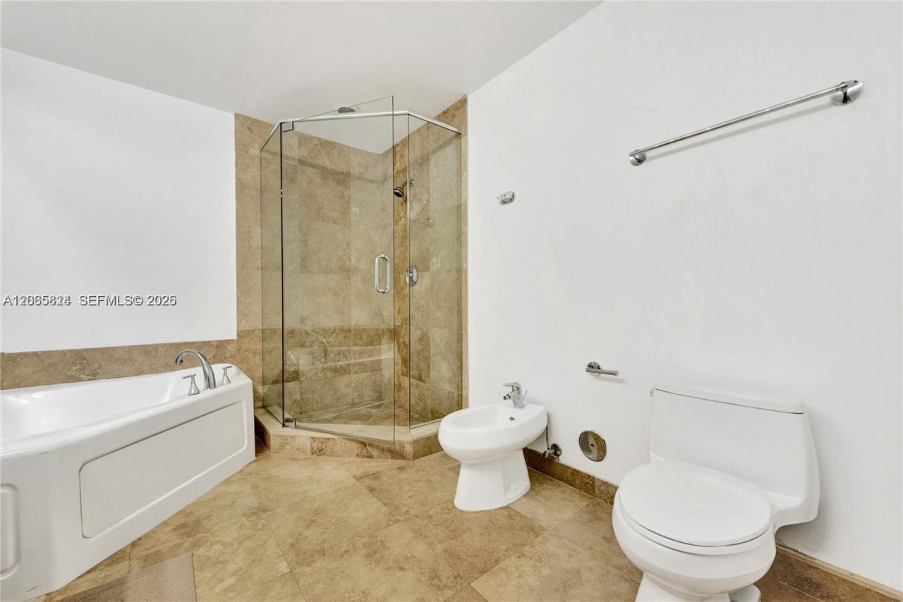 3030 NE 188th St , Unit 603, Aventura, FL 33180 Photo