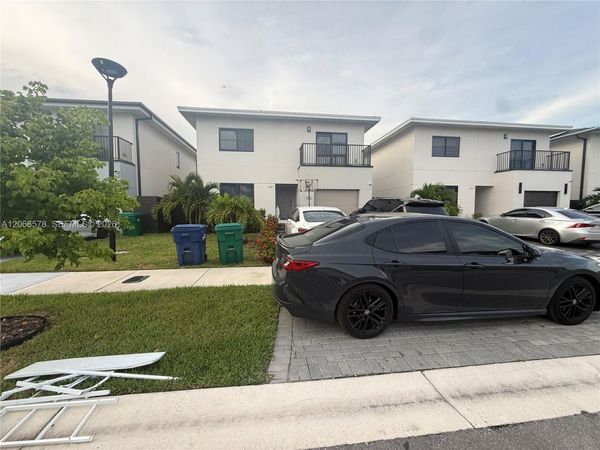 1387 NW 2nd Ln , Florida City, FL 33034