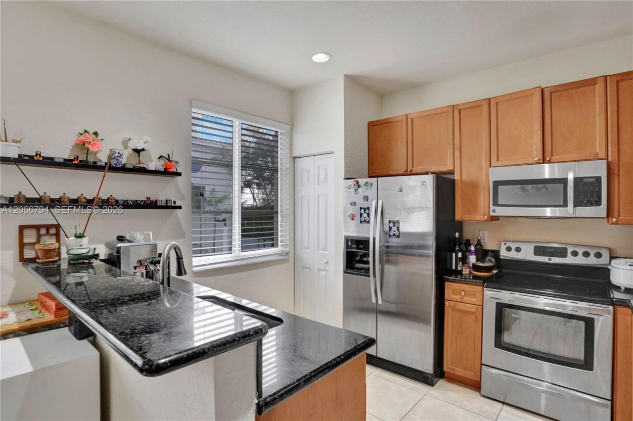 12600 SW 50th Ct , Unit 425, Miramar, FL 33027 Photo
