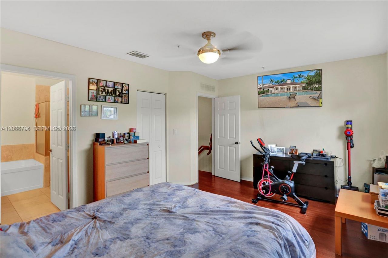 12600 SW 50th Ct , Unit 425, Miramar, FL 33027 Photo