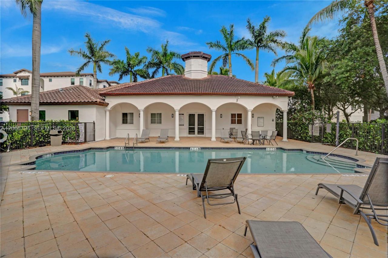 12600 SW 50th Ct , Unit 425, Miramar, FL 33027 Photo