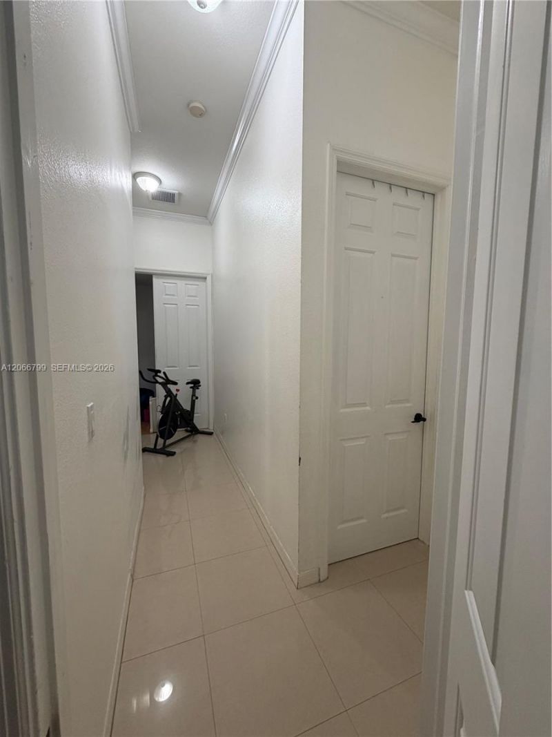 8208 SW 166th Pl , Miami, FL 33193 Photo