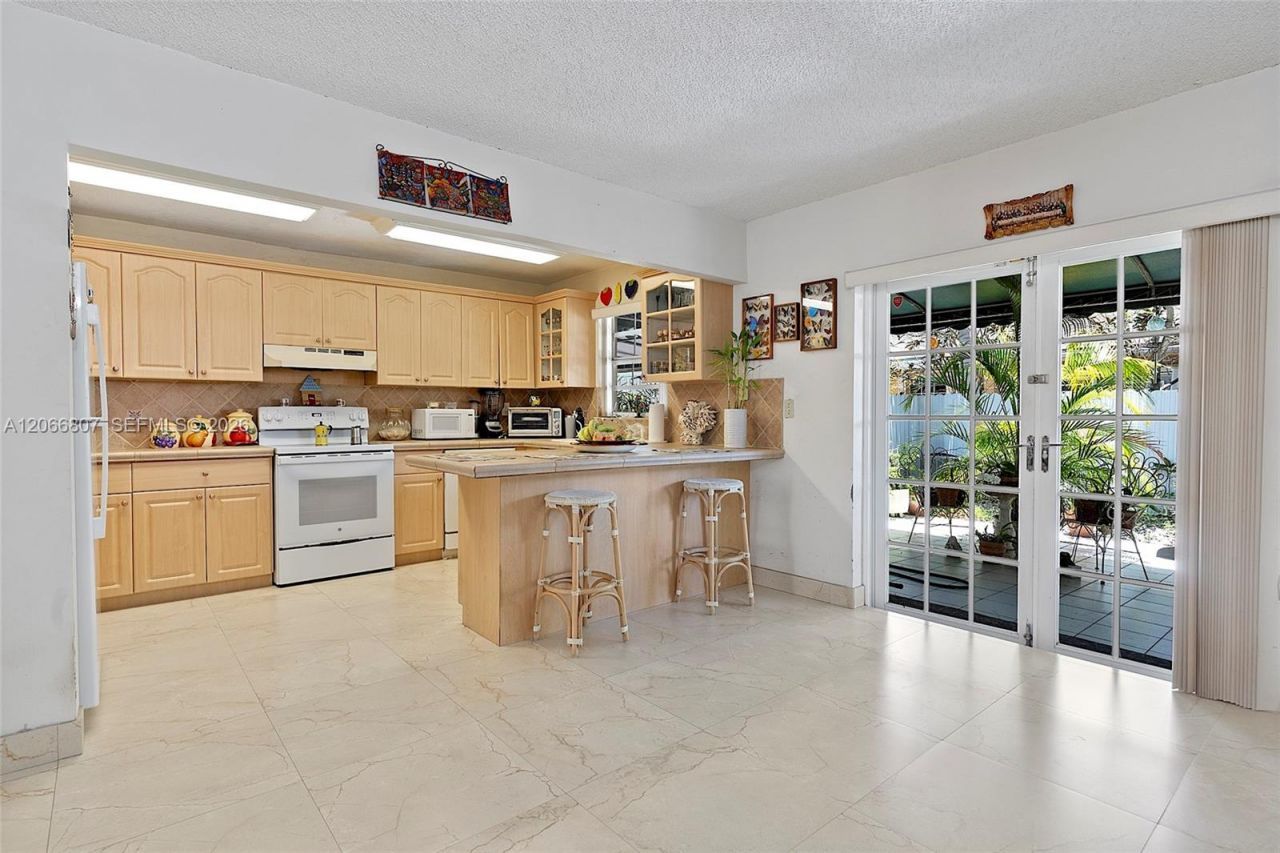 12055 SW 19th Ln, Unit 227, Miami, FL 33175 Photo