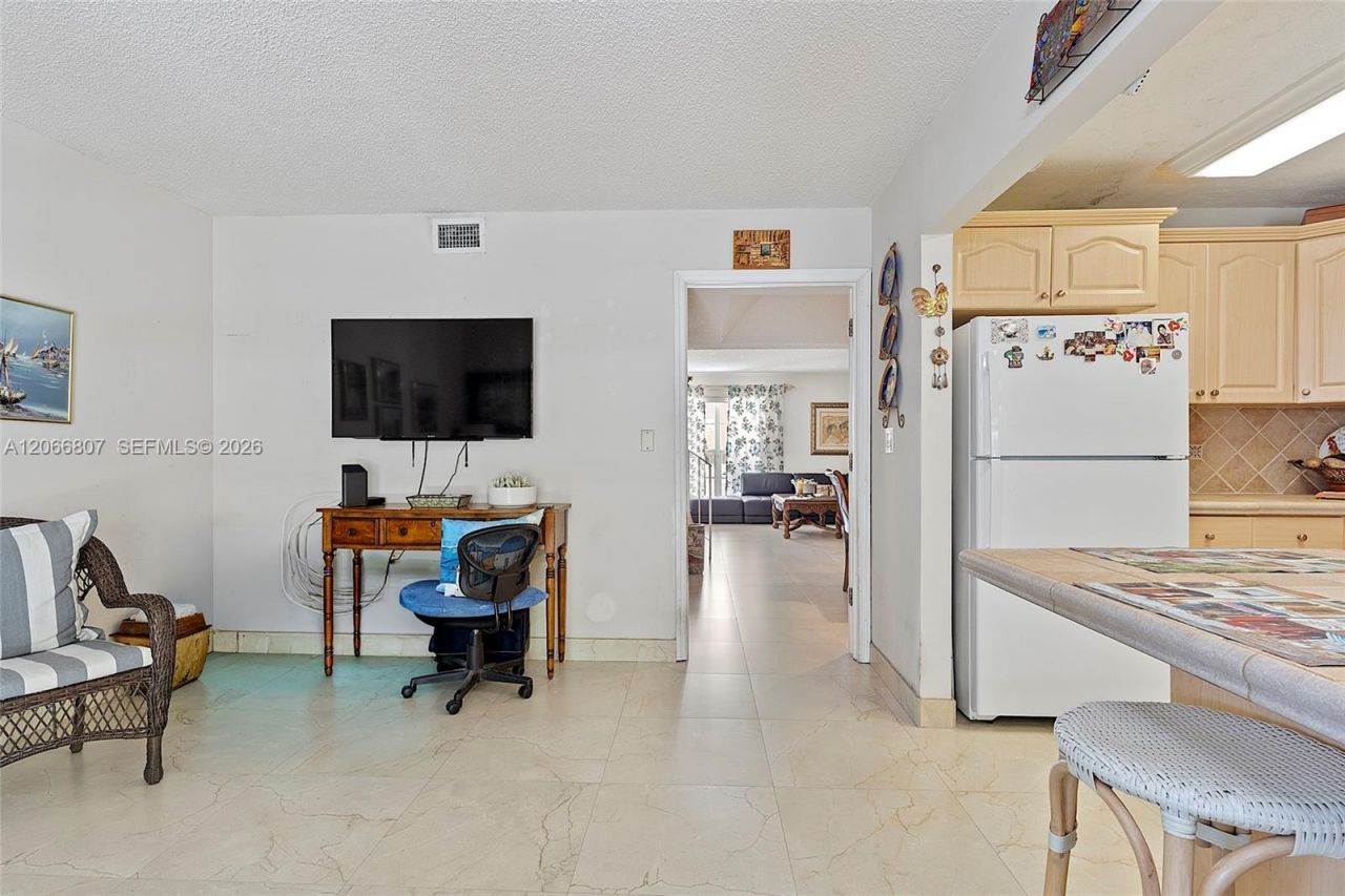 12055 SW 19th Ln, Unit 227, Miami, FL 33175 Photo