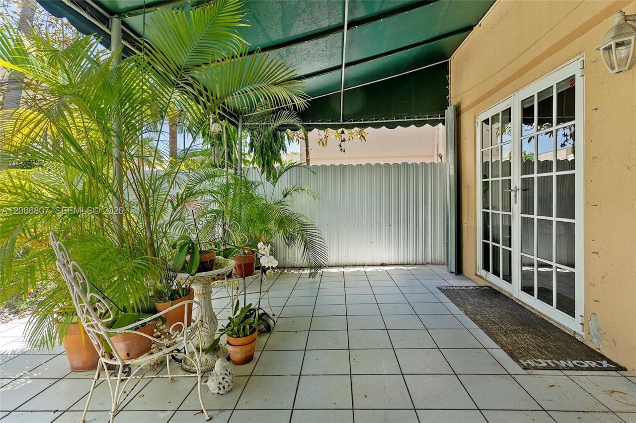 12055 SW 19th Ln, Unit 227, Miami, FL 33175 Photo