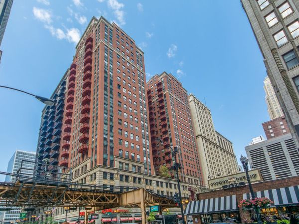 208 W Washington Street , Unit 912, Chicago, IL 60606