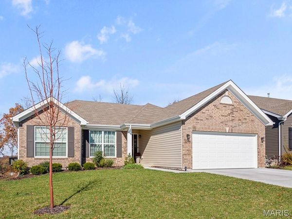 2 Hickory at Bluestem Estates , Lake St Louis, MO 63367