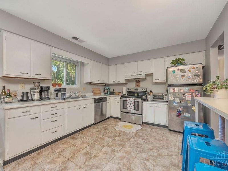 231 W Collins Street, Oxford, OH 45056 Photo 6