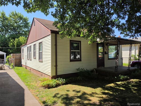 4930 Campbell Street, Dearborn Heights, Mi 48125