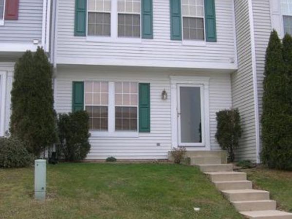 4 E SHETLAND COURT, NEWARK, DE 19711