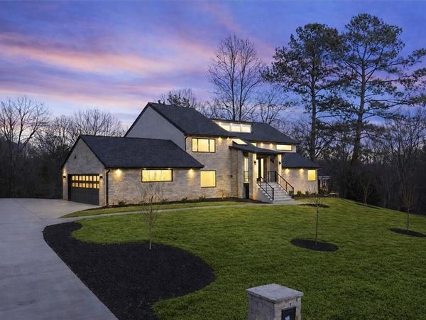 250 Bruton Way , Sandy Springs, GA 30342