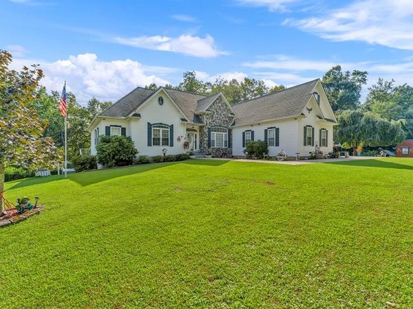 375 Beech Creek Hollow Road, OAK HILL, WV 25901
