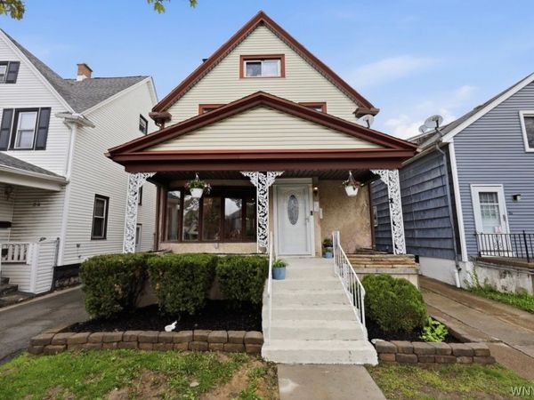 32 Euclid Avenue, Buffalo, NY 14217