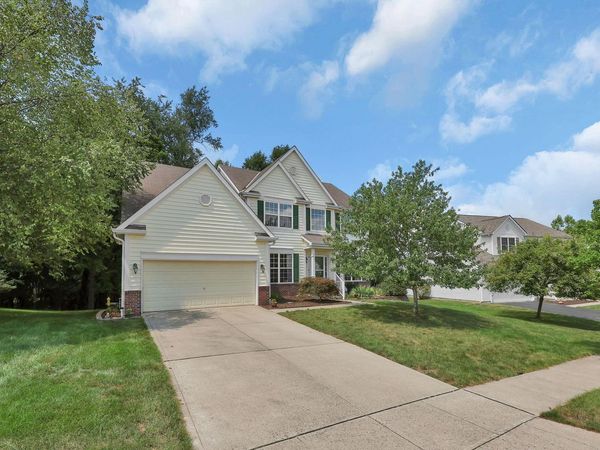 2602 Crestview Woods Drive, Newark, OH 43055