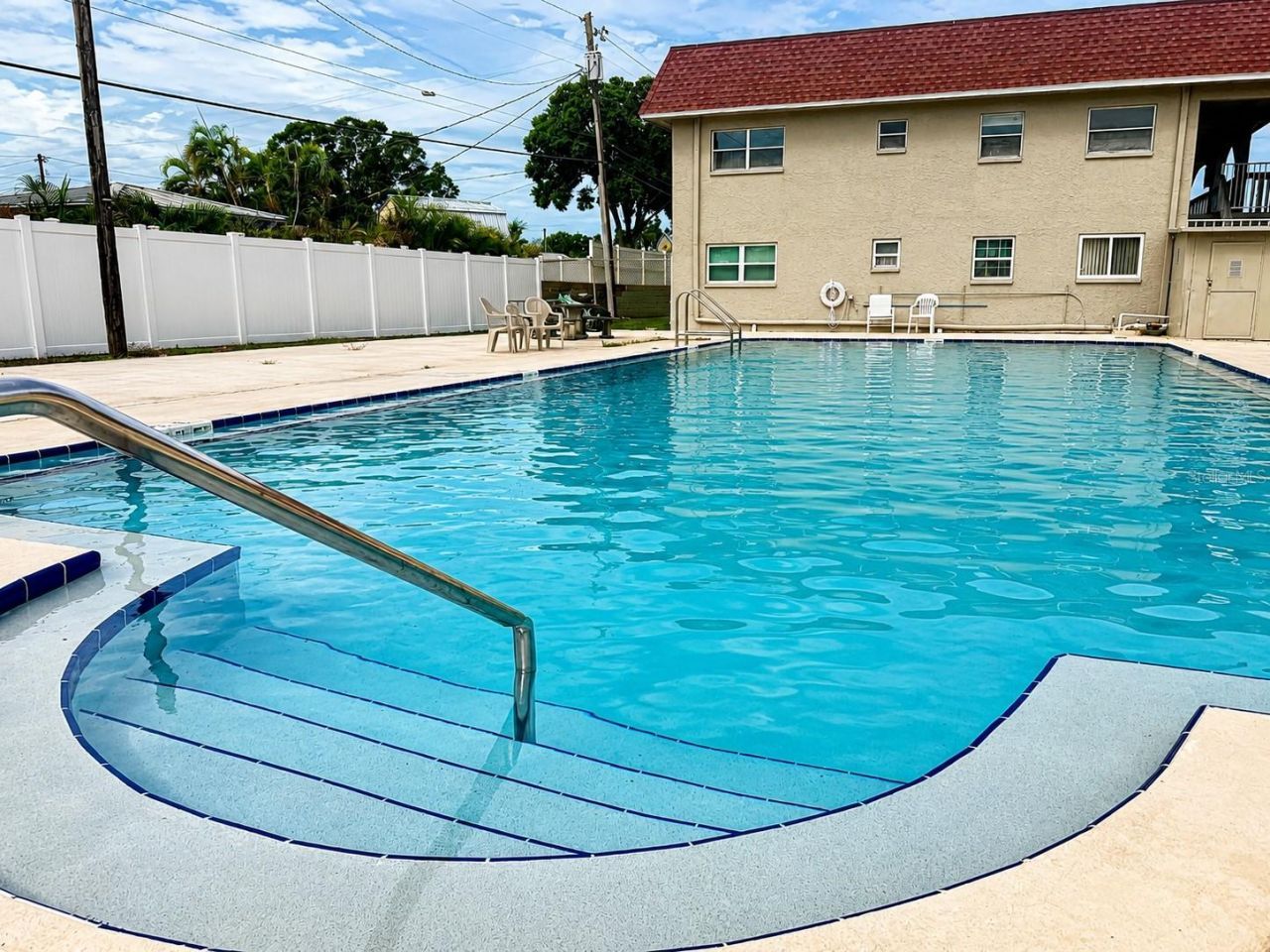 6044 22nd Avenue N, Unit 2, Saint Petersburg, FL 33710 Photo