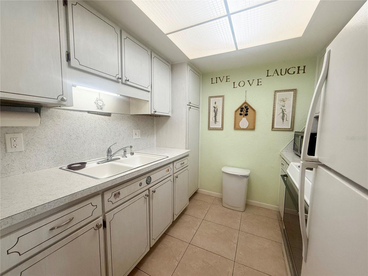 6044 22nd Avenue N, Unit 2, Saint Petersburg, FL 33710 Photo